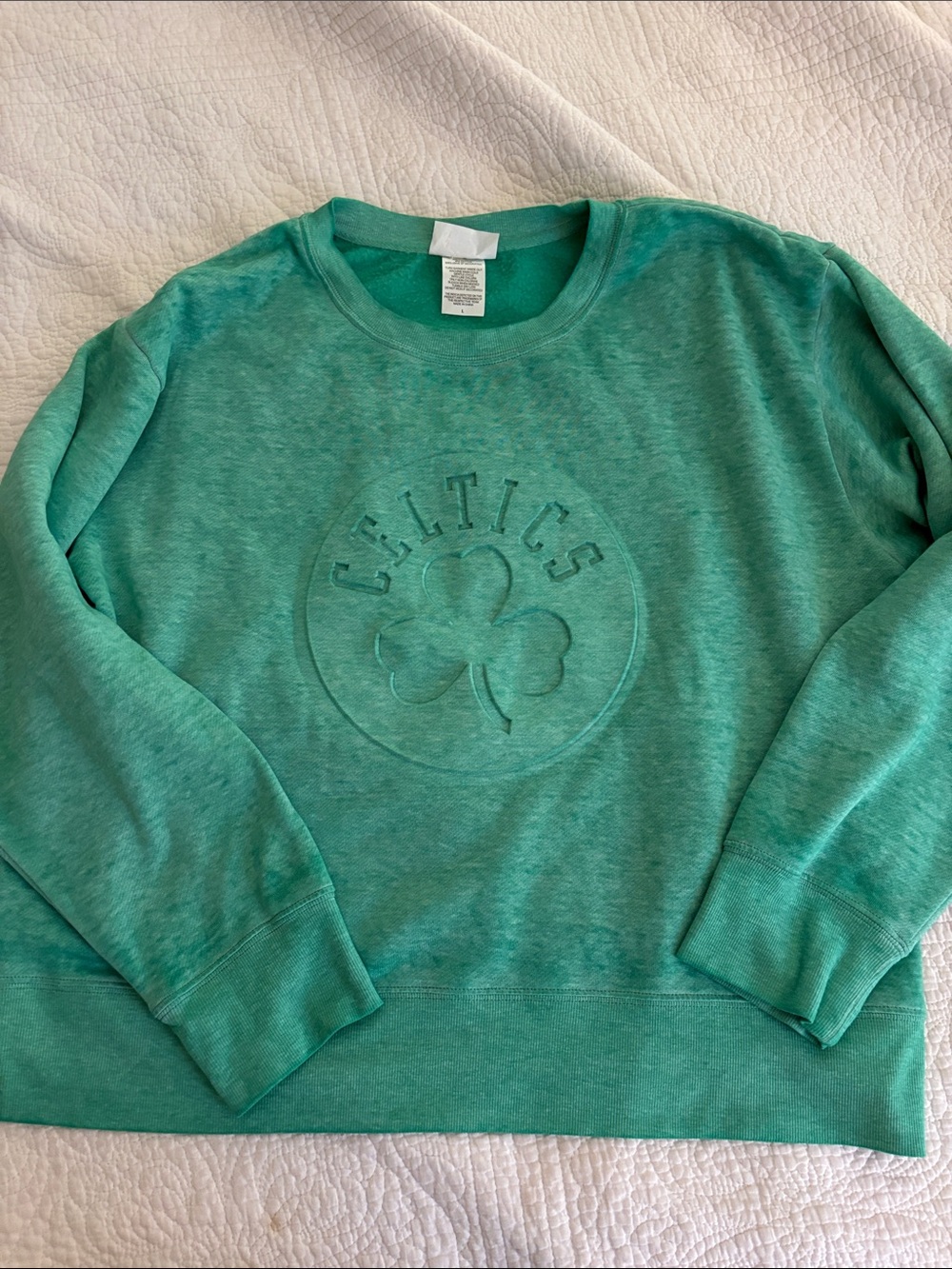 NBA Celtics Green Embossed Crewneck Sweatshirt